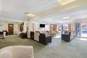 Communal Area- click for photo gallery